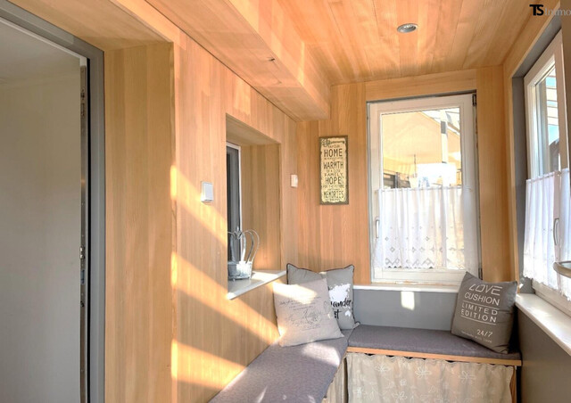 Bregenz: Langen: Garten-Wohnung ca. 200 m2 mit 8 Zimmern, Garten 169 m2 Terrasse 56 m2 & Balkon