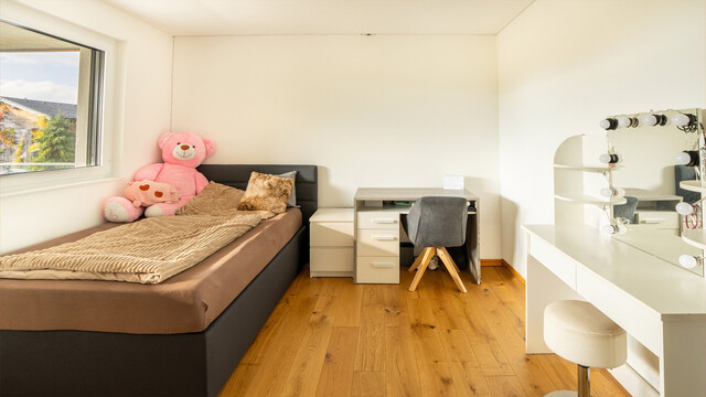 Krumbach | Neuwertiges Zuhause mit Photovoltaik und Luftwärmepumpe