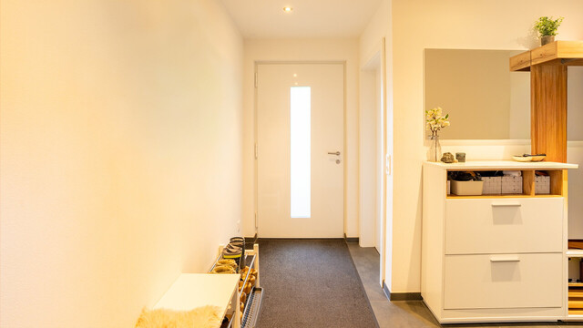 Krumbach | Neuwertiges Zuhause mit Photovoltaik und Luftwärmepumpe