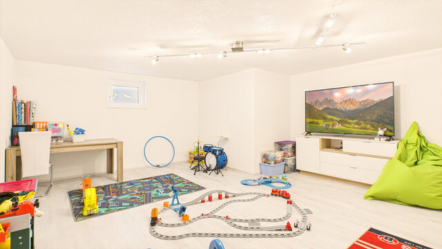 Krumbach | Neuwertiges Zuhause mit Photovoltaik und Luftwärmepumpe