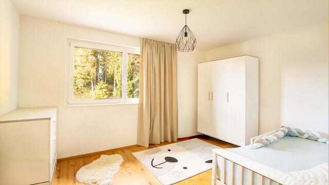 Krumbach | Neuwertiges Zuhause mit Photovoltaik und Luftwärmepumpe