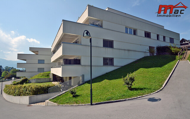 Neuwertige 4-Zimmer-Gartenwohnung mit großem Privatgarten & hochwertiger Ausstattung