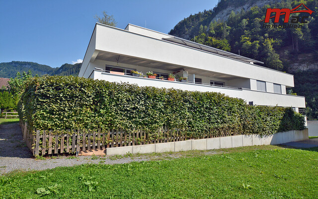 Neuwertige 4-Zimmer-Gartenwohnung mit großem Privatgarten & hochwertiger Ausstattung