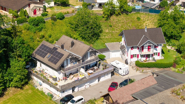Neuwertige Doppelhaushälfte in Frastanz mit 7 Zimmern, Terrasse, Einliegerwohnung & Garage!