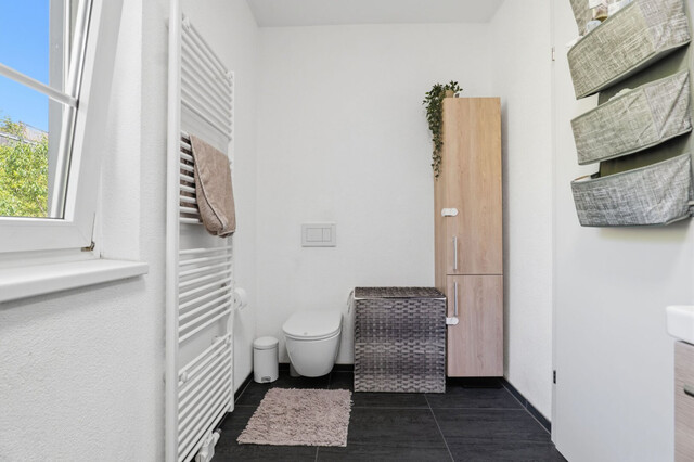Neuwertige Doppelhaushälfte in Frastanz mit 7 Zimmern, Terrasse, Einliegerwohnung & Garage!