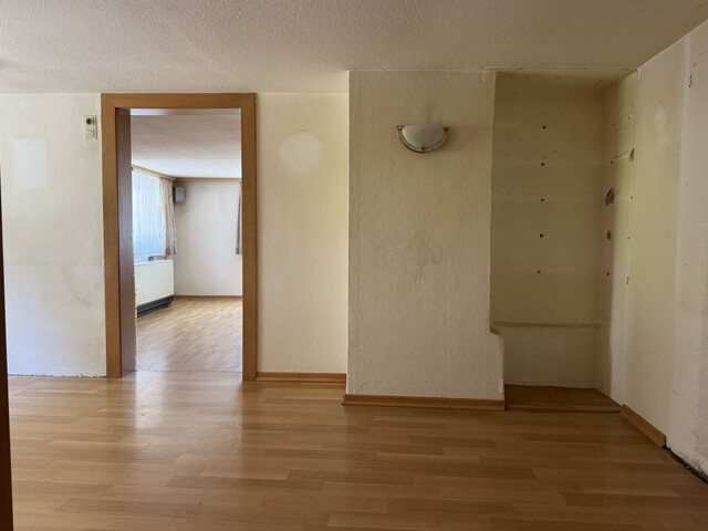 Doppelhaushälfte mit Potential und guter Lage sucht Handwerker