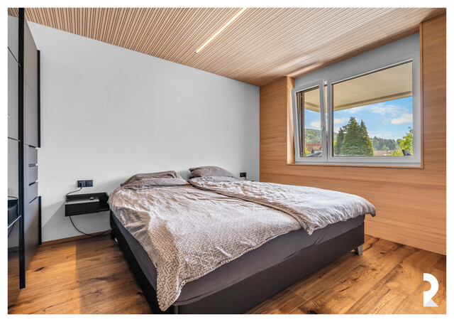 MODERNE 4-ZIMMER-WOHNUNG MIT TERRASSE UND TIEFGARAGENPLATZ