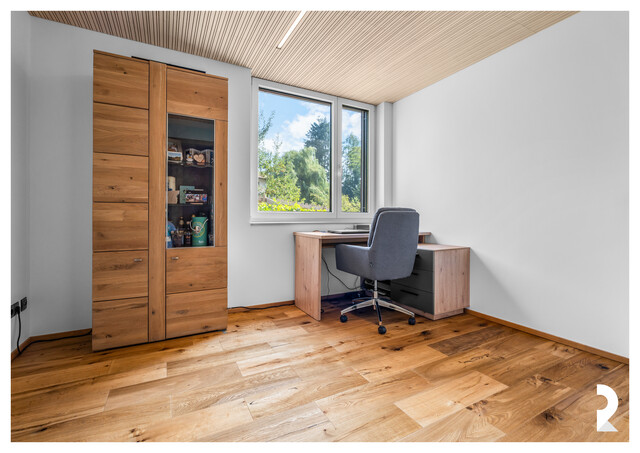 MODERNE 4-ZIMMER-WOHNUNG MIT TERRASSE UND TIEFGARAGENPLATZ