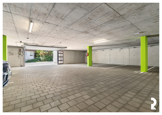 MODERNE 4-ZIMMER-WOHNUNG MIT TERRASSE UND TIEFGARAGENPLATZ