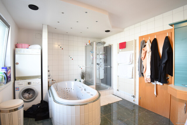 Gewerbeliegenschaft mit 2 Wohnungen in Lustenau, Rasis Bündt zu verkaufen!