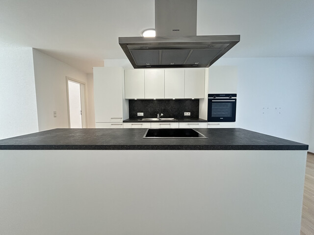 3 Zimmer-Wohnung  |  Balkon  |  Haselstauden  |  Karren-Blick  |  Toplage