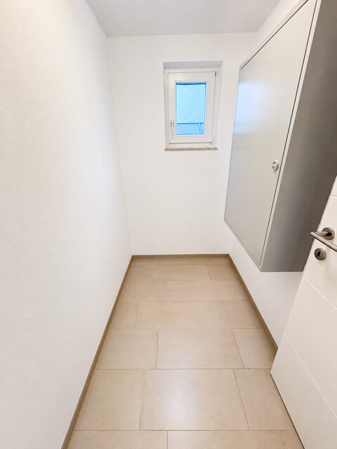 Neu sanierte Gartenwohnung in Seenähe