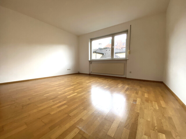 "ohne Provision"  1,5 Zimmer Wohnung in zentraler Lage