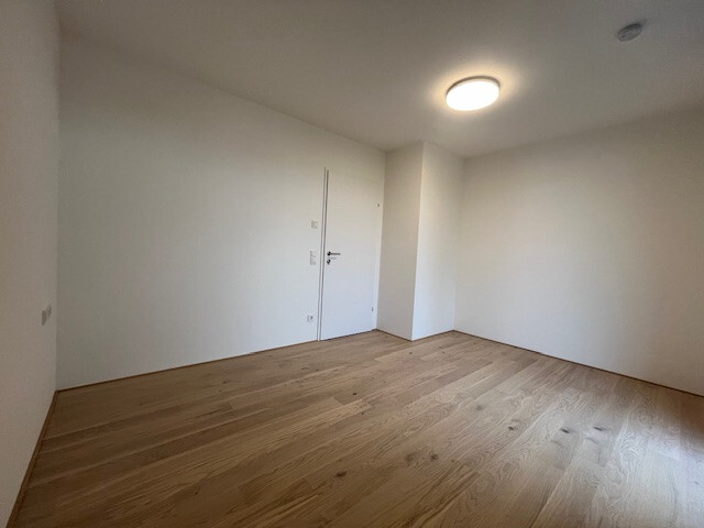 Sehr schöne, See nahe 2-Zi-Whg 55 qm + 40 qm Balkon * Neubau 4. OG * EBK, Lift, Aussicht