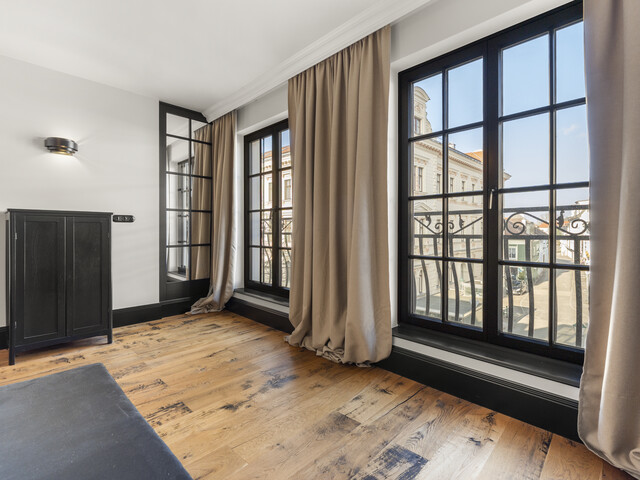 Exklusive Lage I spektakuläre ca. 91 m² Panoramaterrasse I 8 Zimmer I geplante Aufteilung noch flexibel gestaltbar I