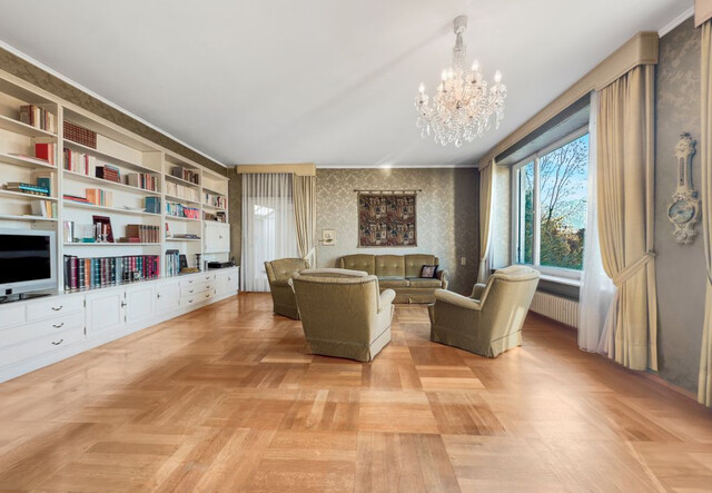 Ein Zuhause mit Geschichte – Ehemalige Ärztevilla in einzigartiger Panoramalage