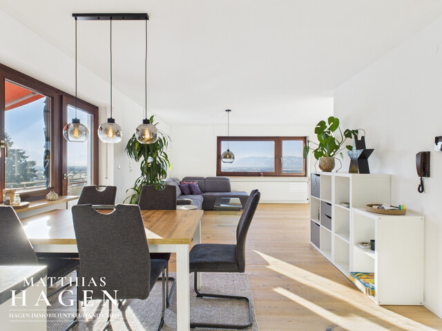 Grandiose Aussicht! Familienhaus in Bildstein