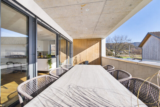 Neuwertige 4-Zimmerwohnung in Klaus mit großer Terrasse