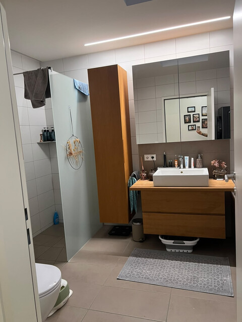 Hochwertige 3-Zimmer-Wohnung (Bj. 2022) mit 22,5 m² Balkon und TG-Platz