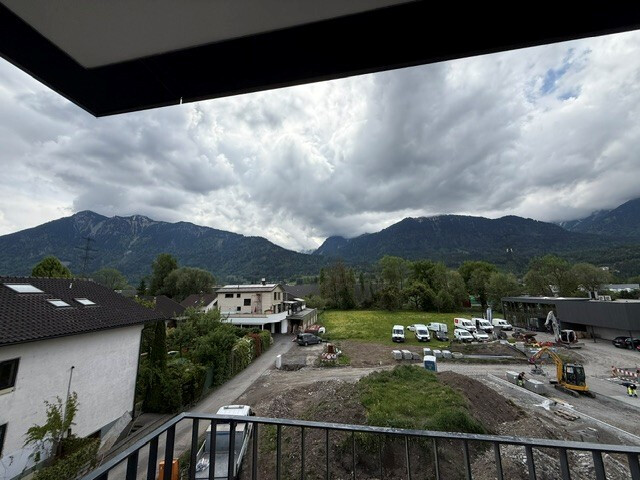  Exklusive 4-Zi-Wohnung  in Schlins         "ERSTBEZUG"