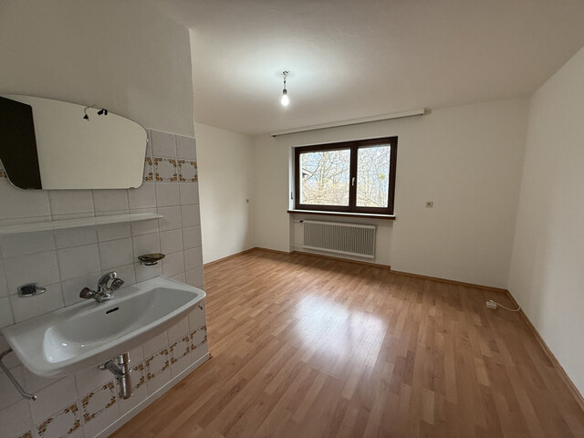 Großes Einfamilienhaus in familienfreundlicher Lage in Göfis zu vermieten!