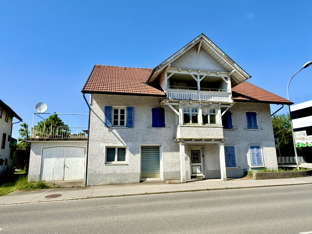 Zentral gelegenes Investorenprojekt, Haus mit 5 Wohnungen plus einem Bungalow in attraktiver Lage!