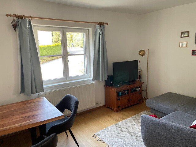 Geräumige Wohnung mit Stellplatz, Abstellraum, Keller in Top-Lage ab 08/2026