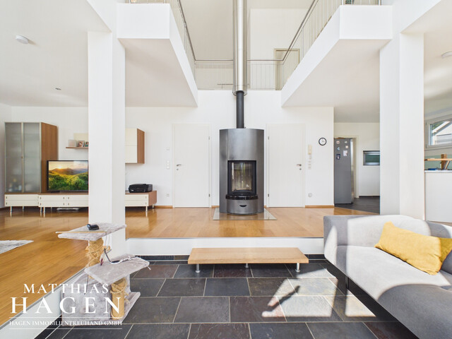 Stylishes Einfamilienhaus mit großem Garten in ruhiger Lage