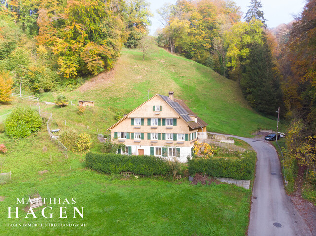 Seltenheit: Kleine Landwirtschaft mit Blick über Dornbirn