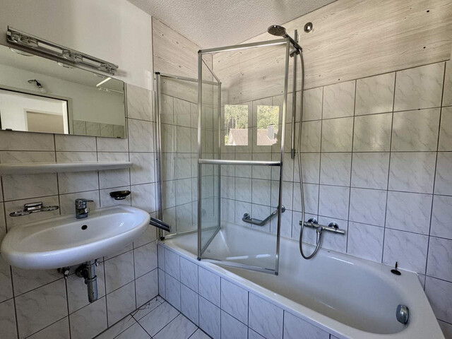 3 Zimmer DG_Wohnung mit Schwedenofen