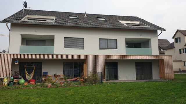 Hochwertig ausgestattete 2-Zimmer Wohnung mit Balkon in Kleinwohnanlage