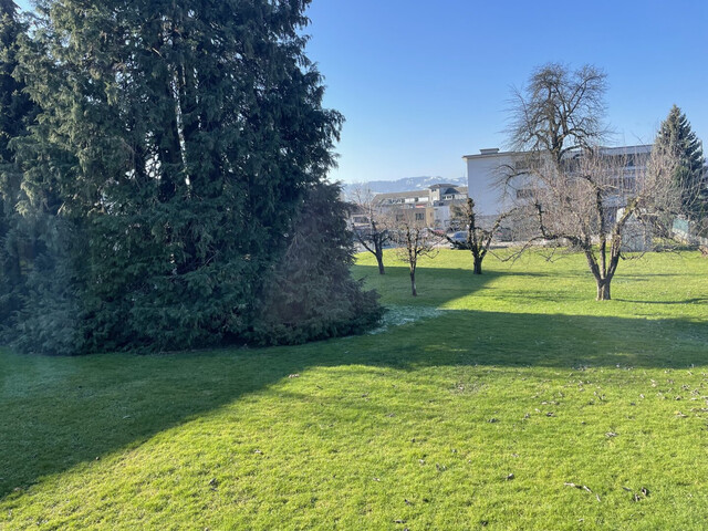 Villa in Hohenems - Wohnen im Grünen!