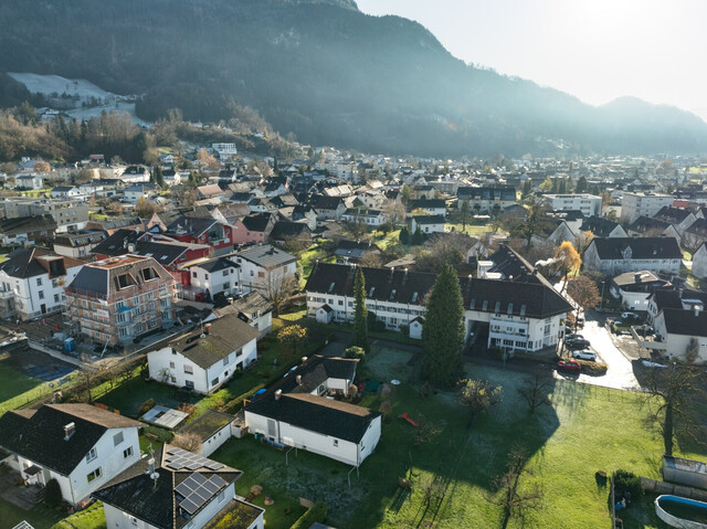 Villa in Hohenems - Wohnen im Grünen!