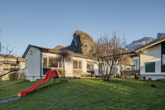 Villa in Hohenems - Wohnen im Grünen!