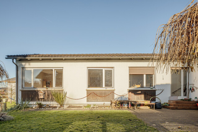 Villa in Hohenems - Wohnen im Grünen!