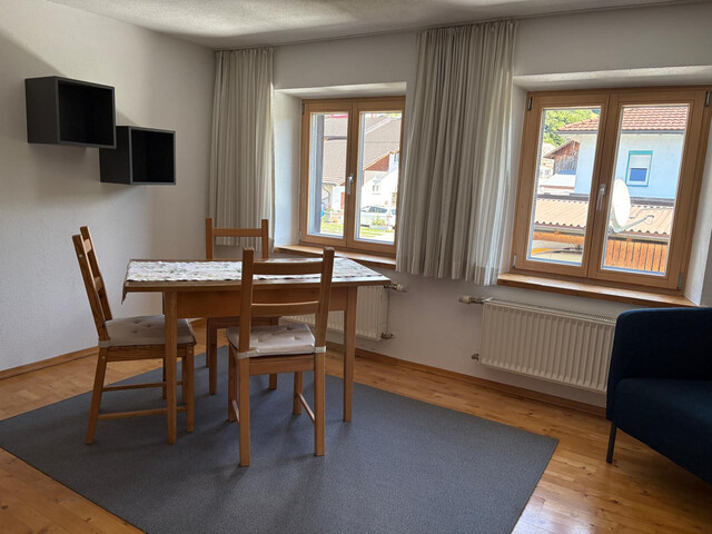 2-Zimmer-Wohnung in ruhiger Lage mit Stellplatz