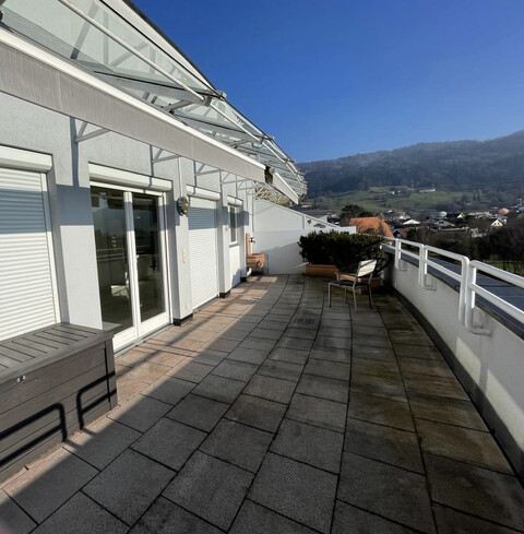 Doppelstöckige Dachterrassenwohnung mit Seeblick in Lochau zu vermieten !