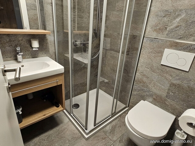 Ferienpension mit mehreren Wohnungen und zusätzlichem Baugrund, ges. 1355m² Grundfläche in Schruns!