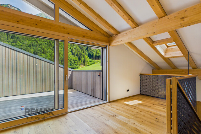 Über den Dingen wohnen – stilvolle Maisonette mit unvergleichlicher Aussicht