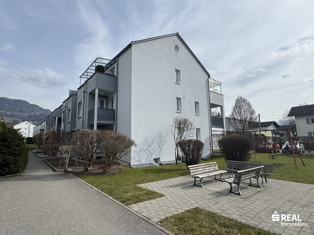 Tolle Dachgeschoss-Wohnung mit zwei Terrassen!