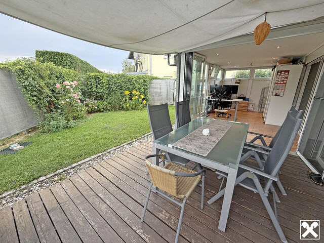 Gepflegtes Einfamilienhaus mit Carport und Wintergarten