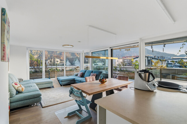 Hohenems: moderne Dachgeschosswohnung mit über 100m² Wohnfläche und ca. 90m² Terasse!