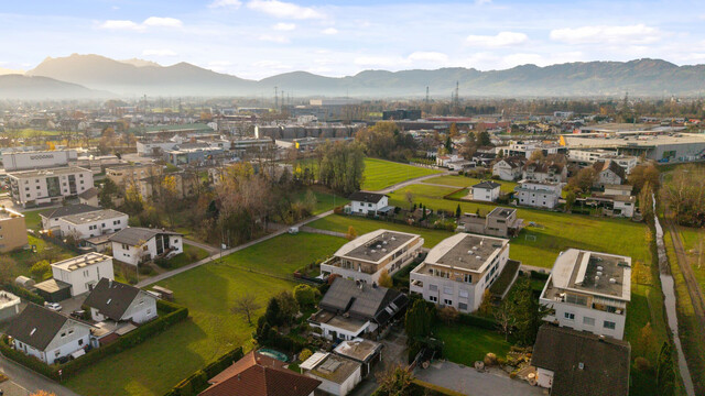 Hohenems: moderne Dachgeschosswohnung mit über 100m² Wohnfläche und ca. 90m² Terasse!