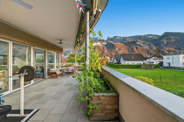 Hohenems: moderne Dachgeschosswohnung mit über 100m² Wohnfläche und ca. 90m² Terasse!