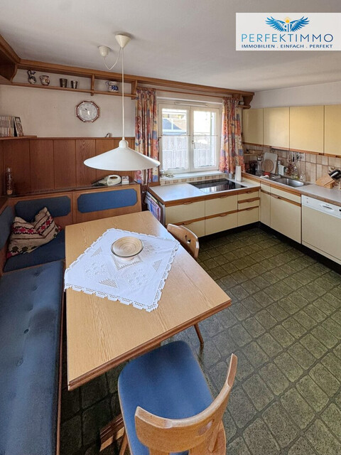 Seltene Gelegenheit in begehrter Wohnlage - großzügiges Einfamilienhaus mit Garten und Weinkeller