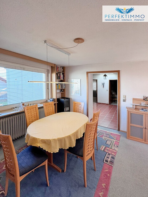 Seltene Gelegenheit in begehrter Wohnlage - großzügiges Einfamilienhaus mit Garten und Weinkeller