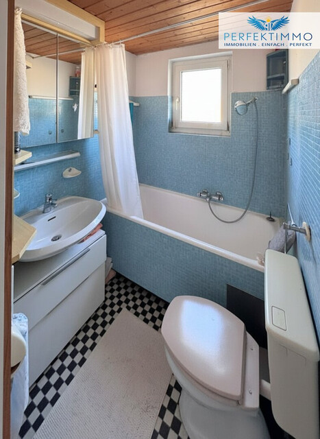 Seltene Gelegenheit in begehrter Wohnlage - großzügiges Einfamilienhaus mit Garten und Weinkeller