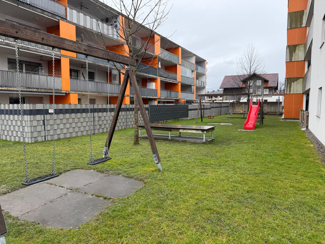 Provisionsfrei: Gepflegte Gartenwohnung mit Garage, Terrasse, Garten und Keller!