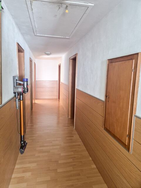 Großzügiges Familienhaus in ruhiger Lage mit Bergblick