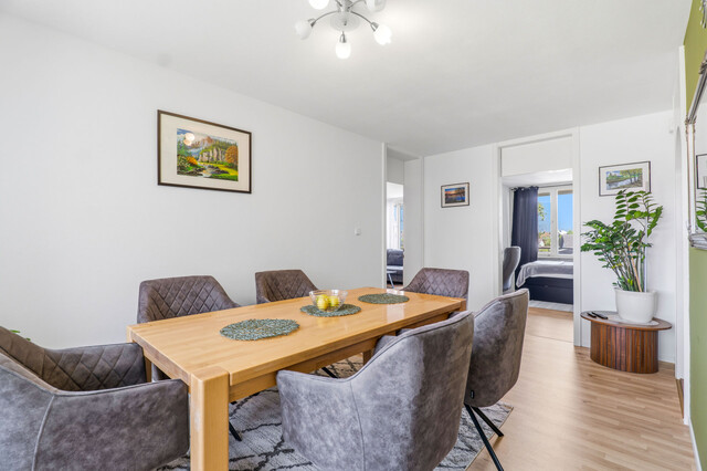 Großzügige 5-Zimmer-Wohnung mit Balkon in begehrter Lage